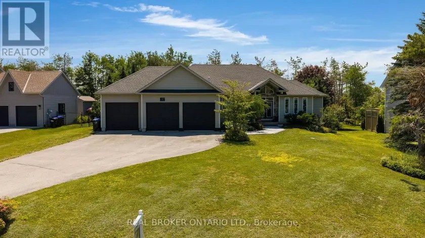 Detached at 97 HIGHLAND DRIVE, Oro-Medonte