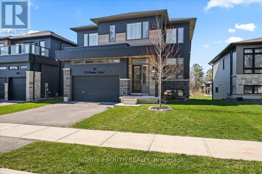 Detached at 118 BERKELY STREET, Wasaga Beach