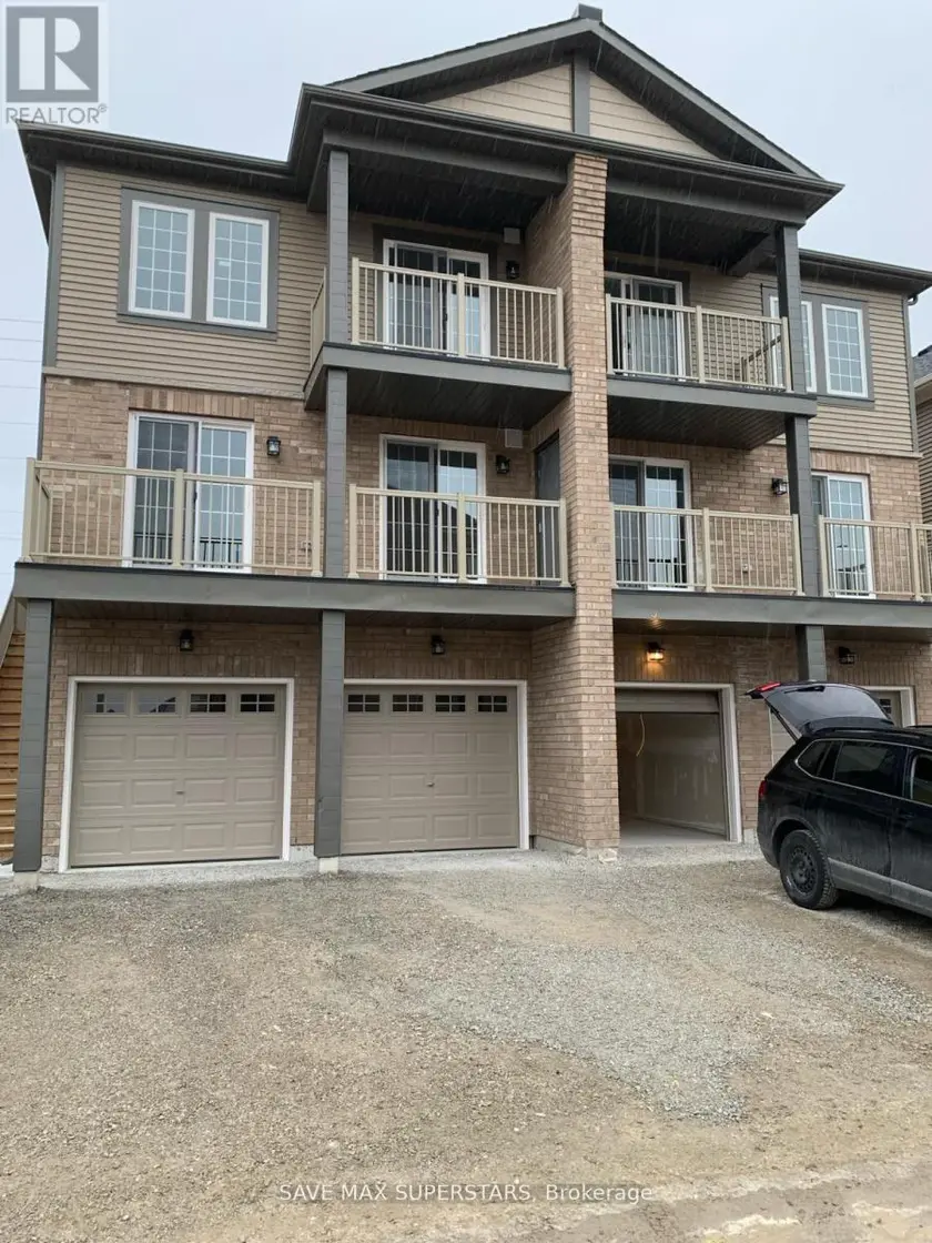 Apartment at 41 PUMPKIN CORNER CRESCENT, Barrie