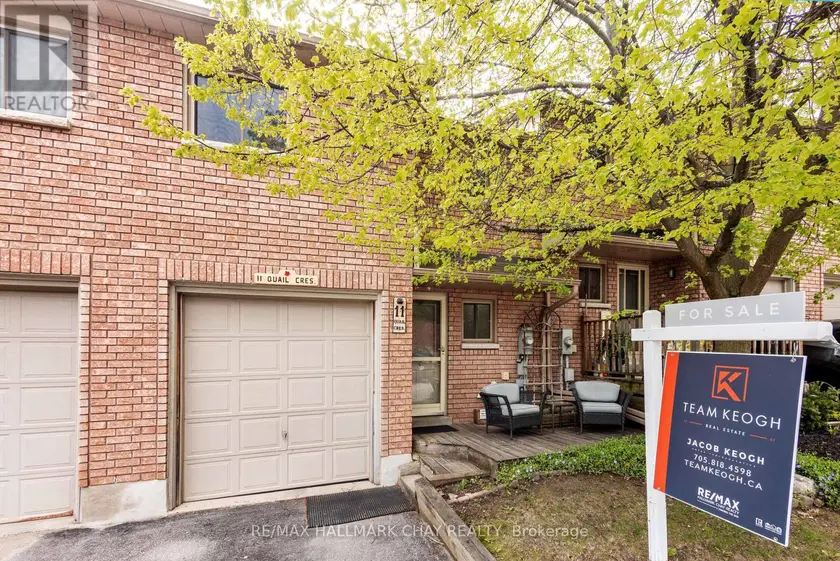 Townhouse at 11 QUAIL CRESCENT, Barrie
