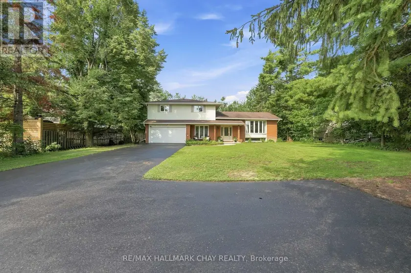 Detached at 1180 ST VINCENT STREET, Springwater