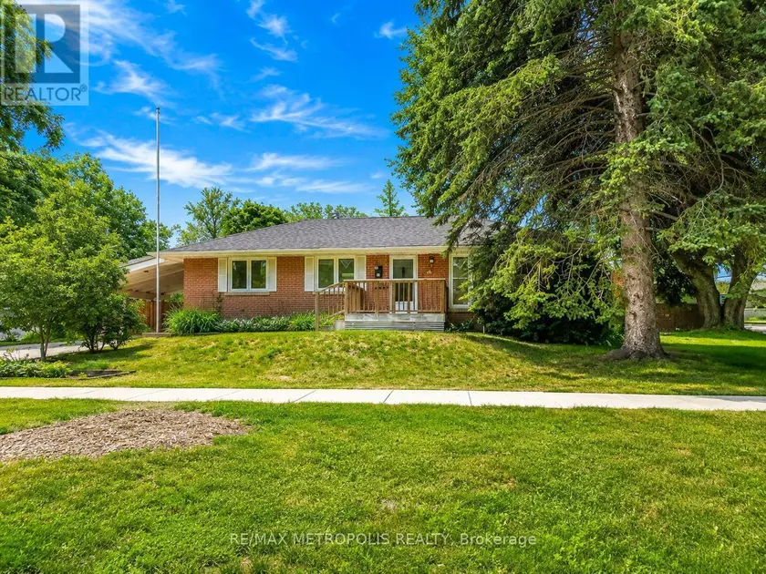 Detached at MAIN - 266 NAPIER STREET, Barrie