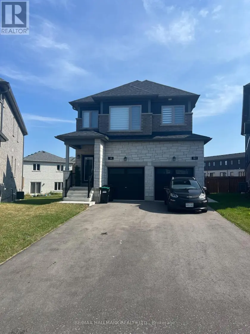 Detached at LOWER - 30 BARNYARD TRAIL, Barrie