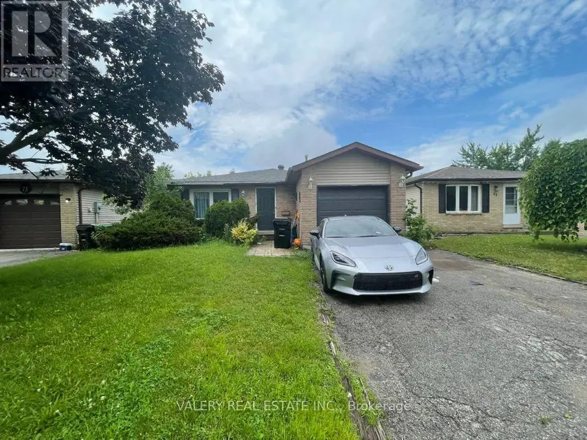 Detached at MAIN - 73 HICKLING TRAIL, Barrie