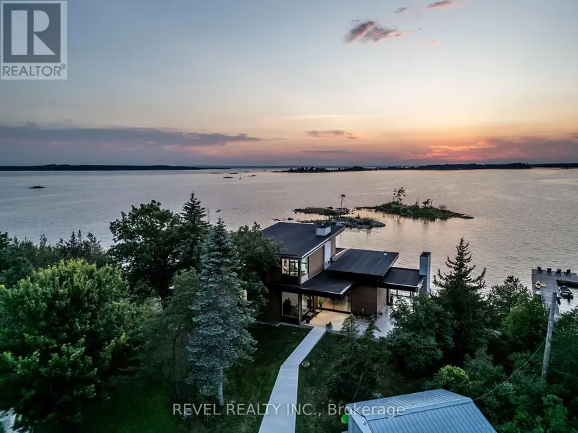 Detached at 86 LONG POINT ROAD, Tay