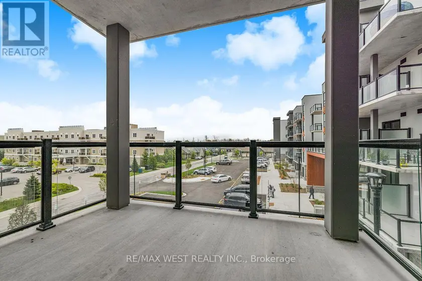 Apartment at 325 - 4 KIMBERLY LANE, Collingwood