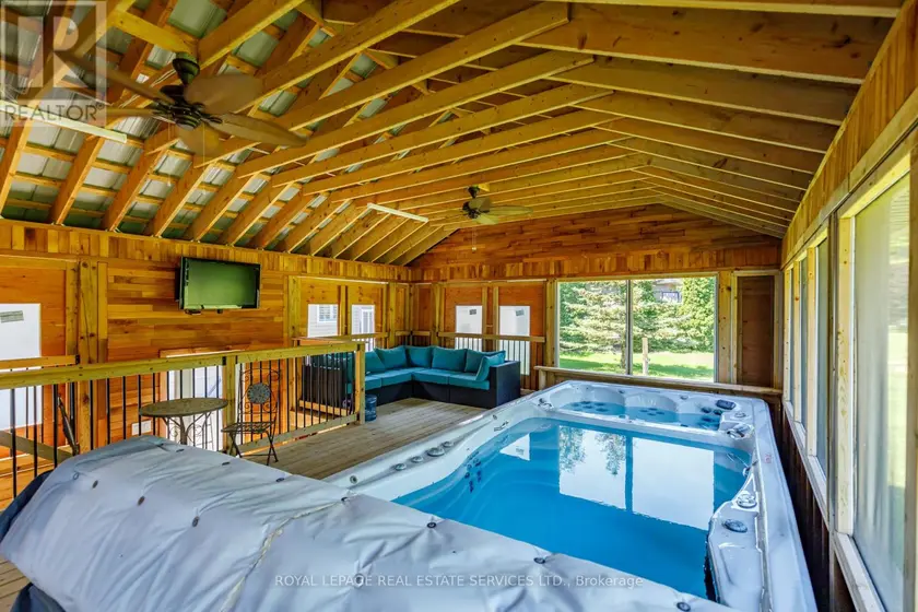 Detached at 2 ALEXANDRA LANE, Wasaga Beach
