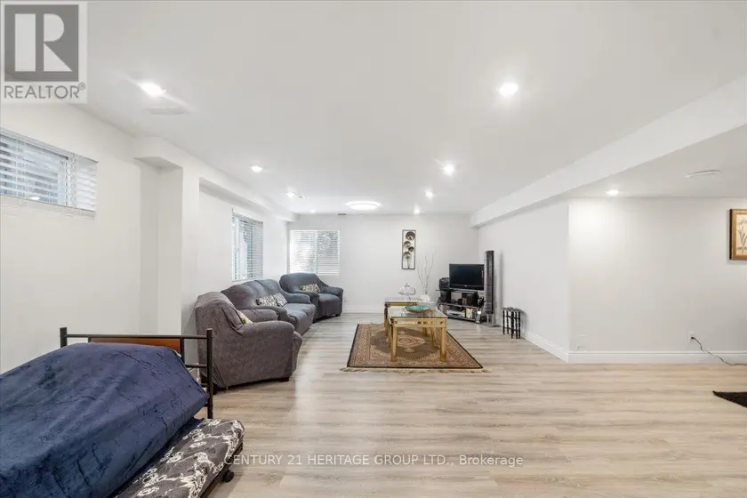 Detached at BSMNT - 47 STOLLAR BOULEVARD, Barrie