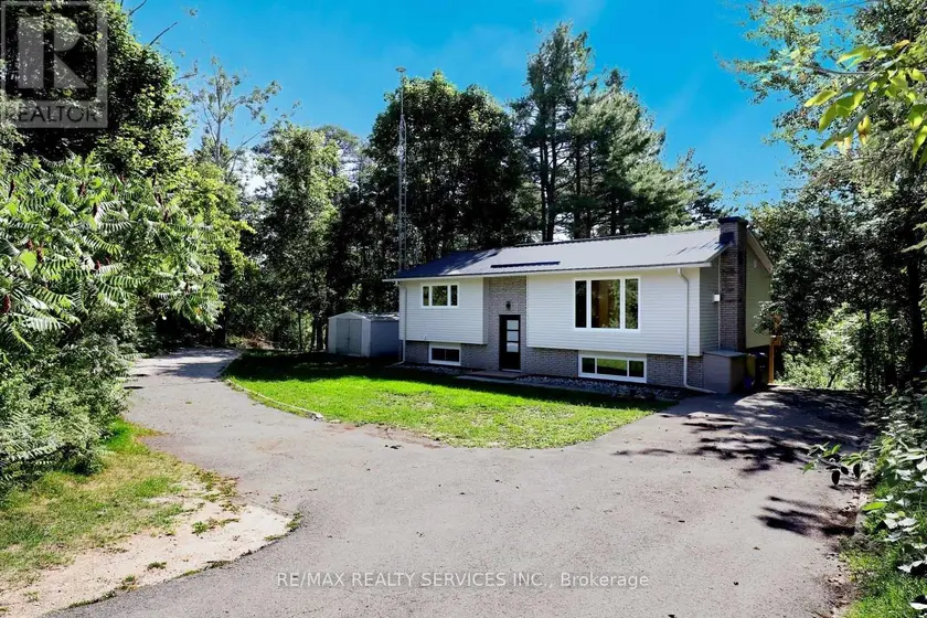 Detached at 8570 HWY 12, Oro-Medonte