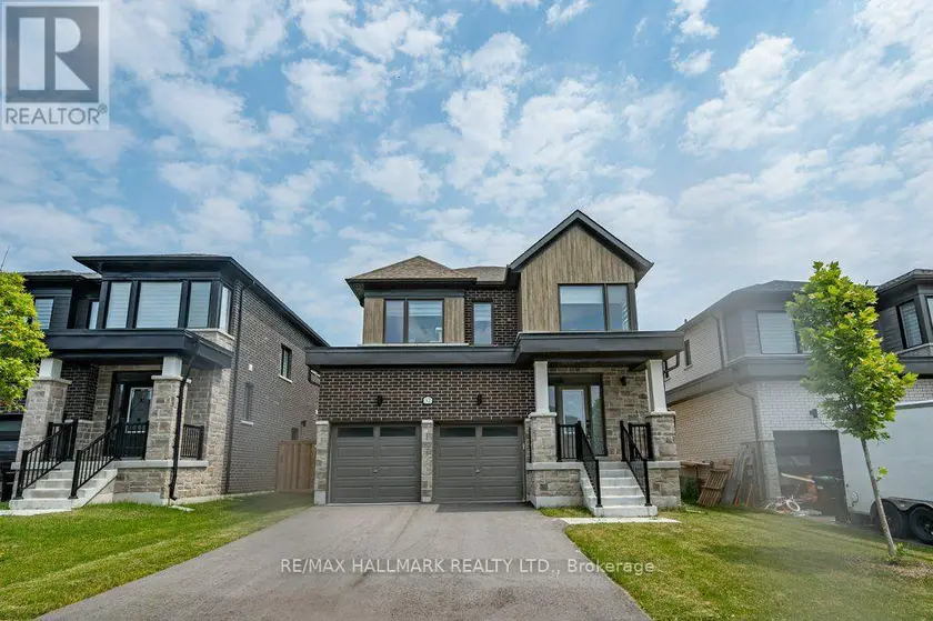 Detached at 32 NICORT ROAD, Wasaga Beach
