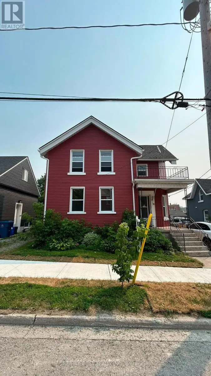Detached at 2 - 16 ALBERT STREET N, Orillia