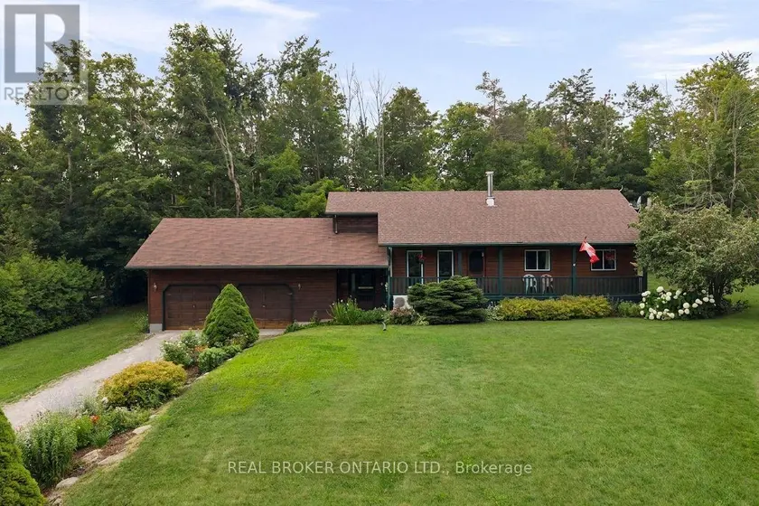 Detached at 8 ALPINE DRIVE, Oro-Medonte
