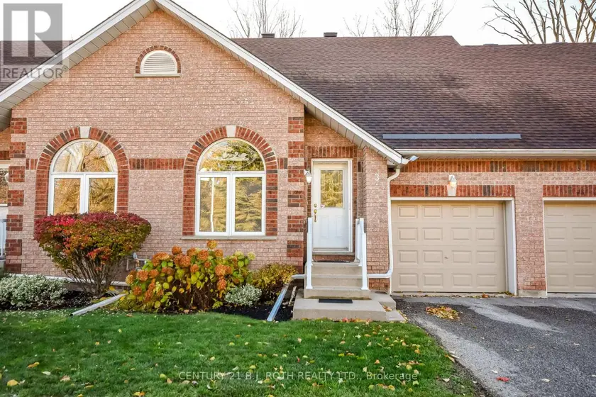 Townhouse at 3 - 358 LITTLE AVENUE, Barrie