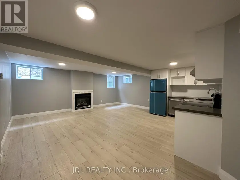Multiplex at BASEMENT - 46 MONIQUE CRESCENT N, Barrie (East Bayfield)