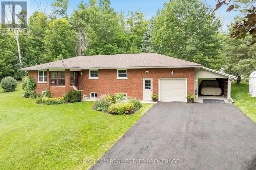 Detached at 182 MOON POINT DRIVE, Oro-Medonte