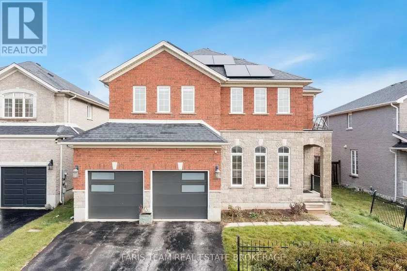 Detached at 3 PRINCE WILLIAM WAY, Barrie