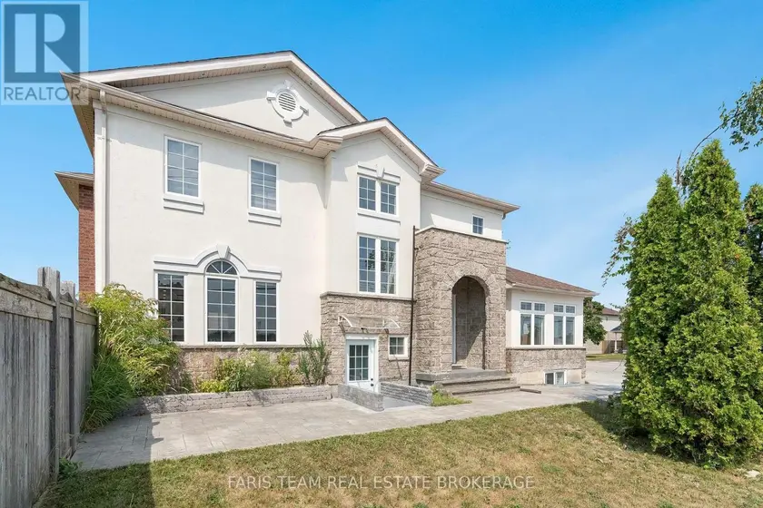 Detached at 2 VANESSA DRIVE, Orillia