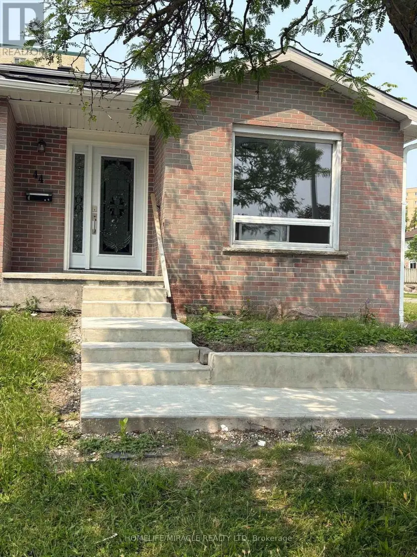 Semi-Detached/Link at 44 SYLVIA STREET, Barrie