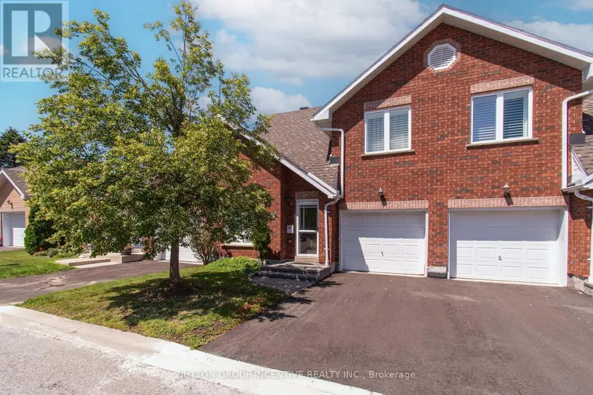 Townhouse at 19 - 318 LITTLE AVENUE, Barrie