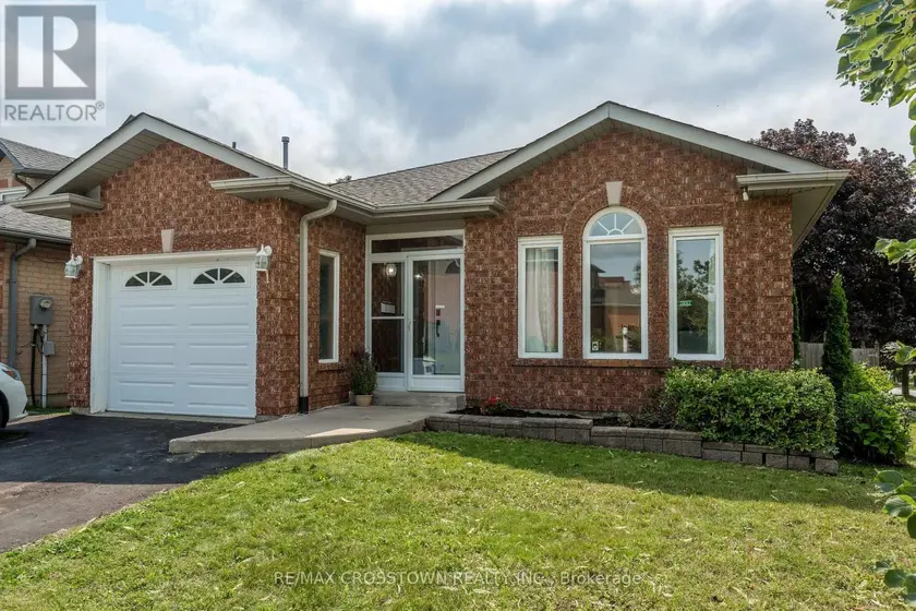 Detached at 1 LANG DRIVE, Barrie