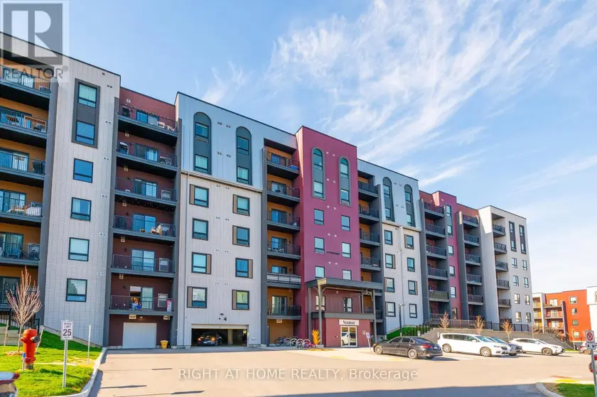 Apartment at 507 - 4 SPICE WAY, Barrie