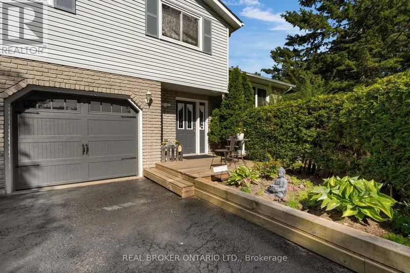 Detached at 215 MARY ANNE DRIVE, Barrie