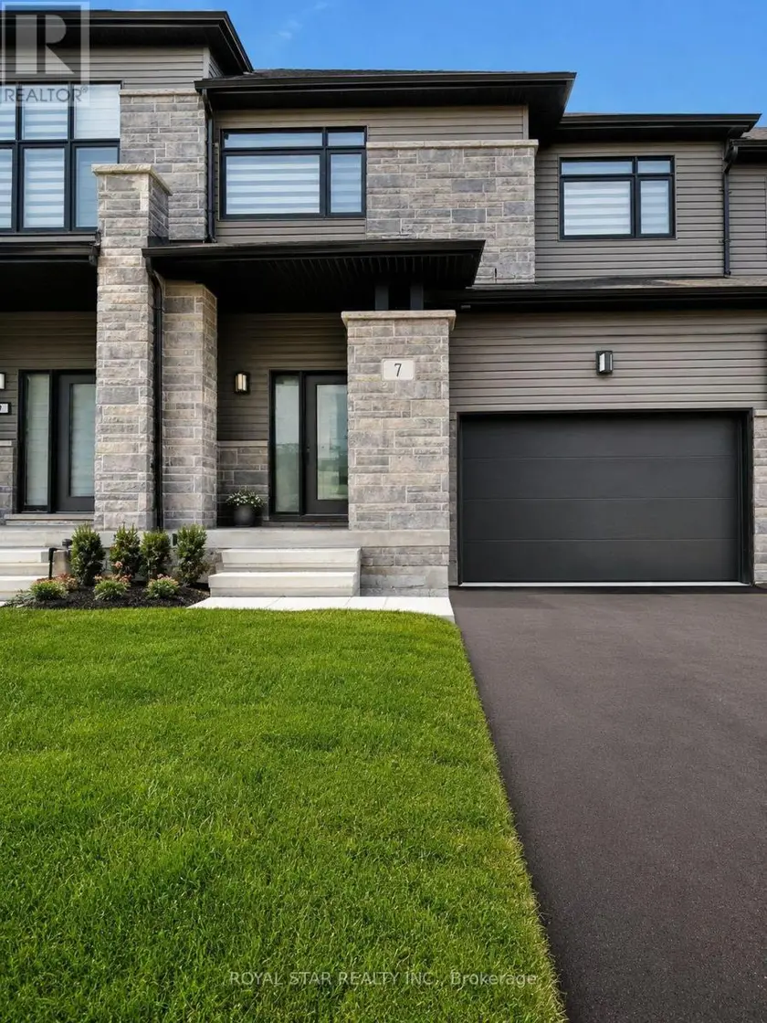 Townhouse at 7 FEDERICA CRESCENT, Wasaga Beach