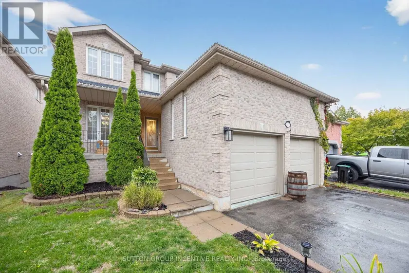 Detached at 4 DUNNETT DRIVE, Barrie