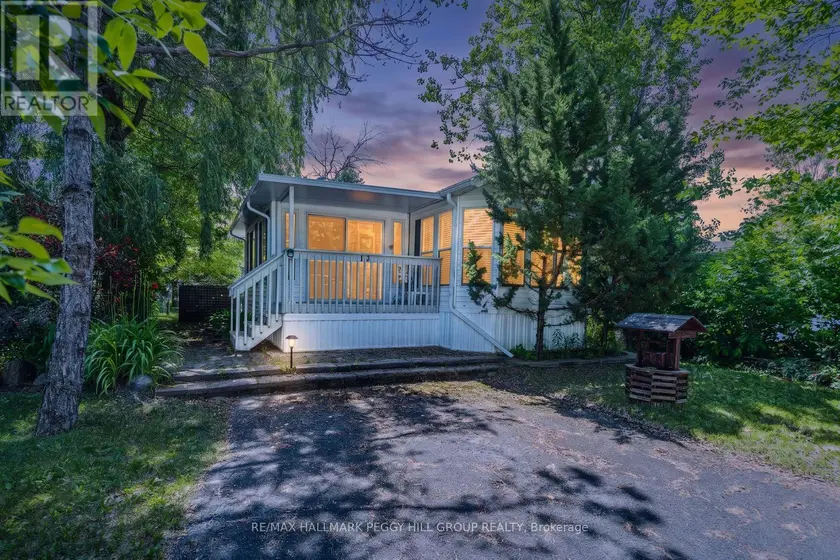 Detached at 13 HURON CIRCLE, Wasaga Beach