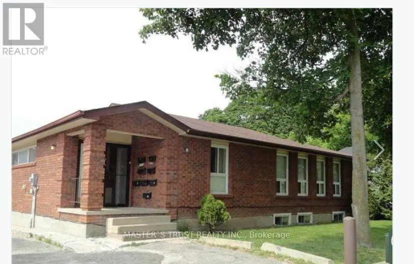 Detached at 4 - 66 PENETANG STREET, Barrie