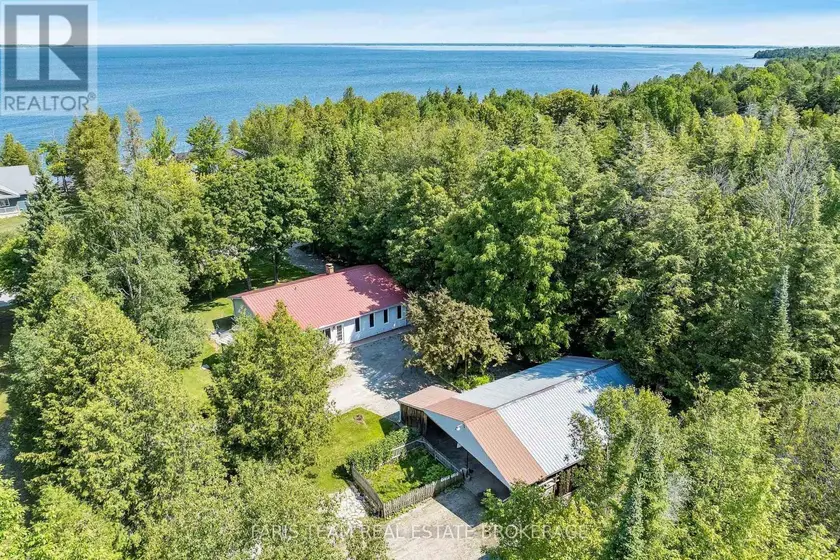 Detached at 2554 CHAMPLAIN ROAD, Tiny