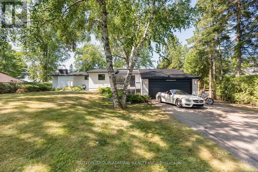 Detached at 2232 LAKESHORE DRIVE, Ramara