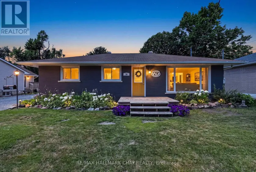 Detached at 70 NORTH STREET W, Orillia