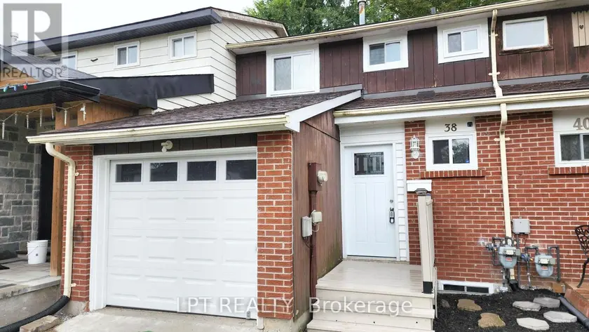 Townhouse at 38 CHAUCER CRESCENT, Barrie