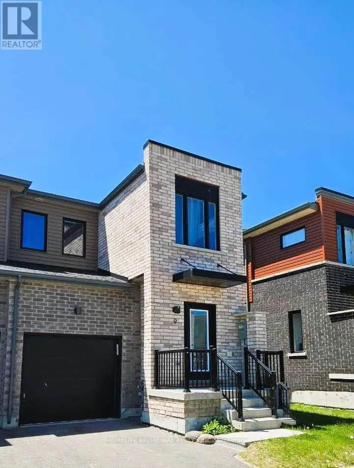 Townhouse at 9 HAVEN LANE, Barrie
