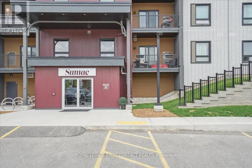 Apartment at 213 - 4 SPICE WAY, Barrie