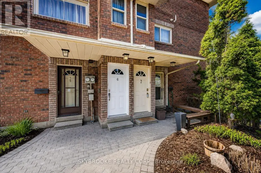 Townhouse at 7 - 48 LOGGERS RUN, Barrie