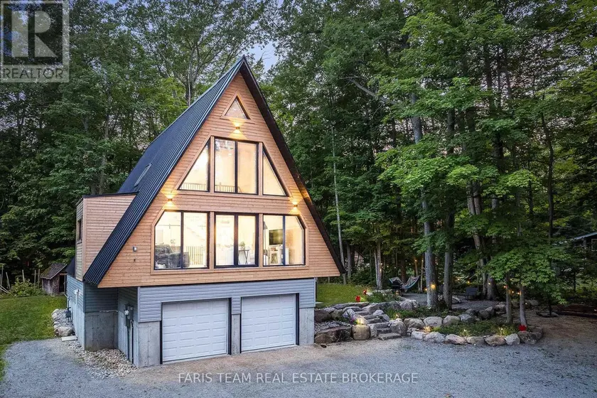 Detached at 1490 CHAMPLAIN ROAD, Tiny
