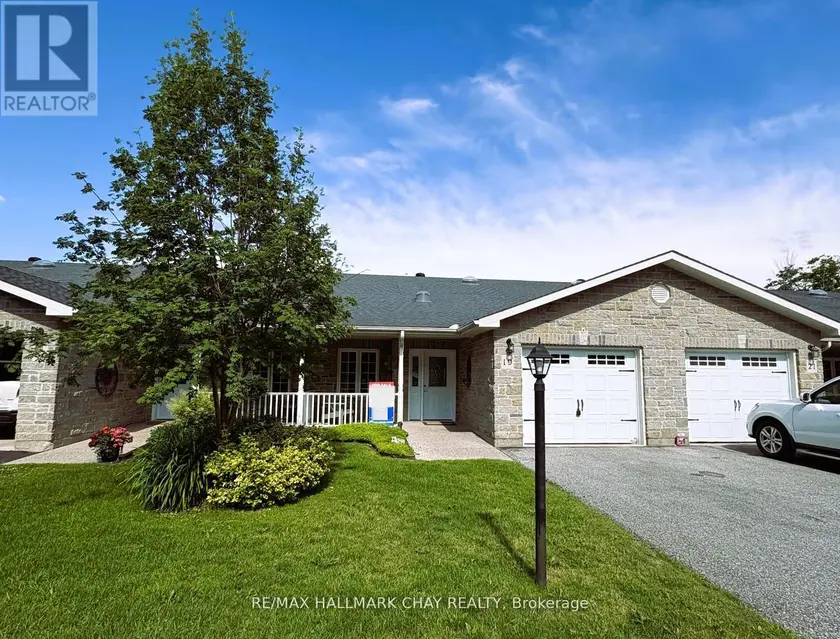 Townhouse at 19 GREENWAY DRIVE, Wasaga Beach