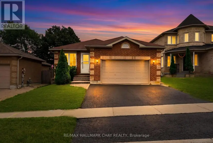 Detached at 39 HANMER STREET E, Barrie