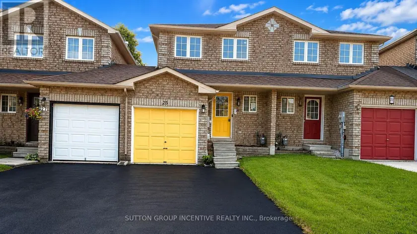 Townhouse at 25 LIONS GATE BOULEVARD, Barrie