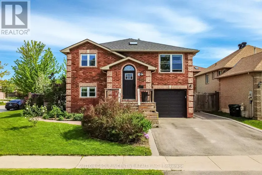 Detached at 2 HEWITT PLACE, Barrie