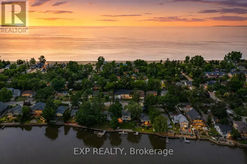 Detached at 256 OLD MOSLEY STREET, Wasaga Beach