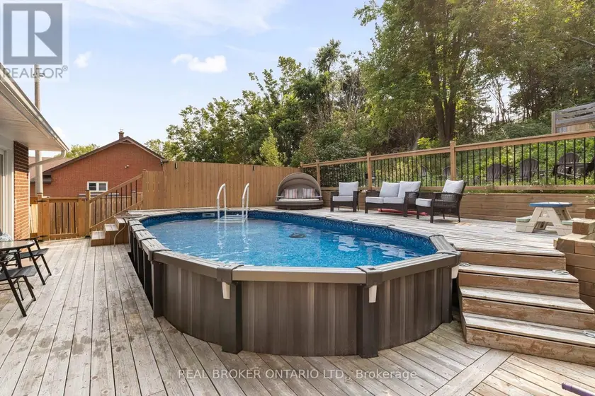 Detached at 92 QUINN AVENUE, Orillia