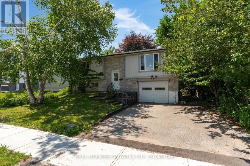 Detached at 57 BERNICK DRIVE, Barrie