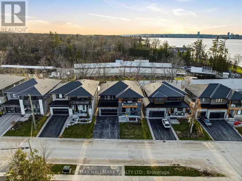 Detached at 404 COX MILL ROAD, Barrie