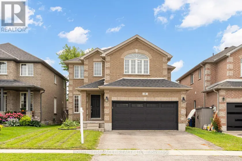 Detached at 7 EMPIRE DRIVE, Barrie