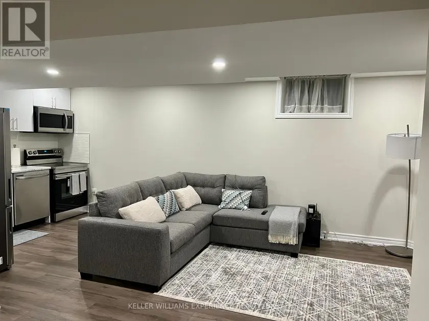 Detached at 8 GRACE CRESCENT, Barrie
