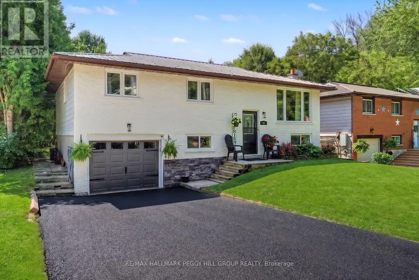 Detached at 11 HARRIET STREET, Severn