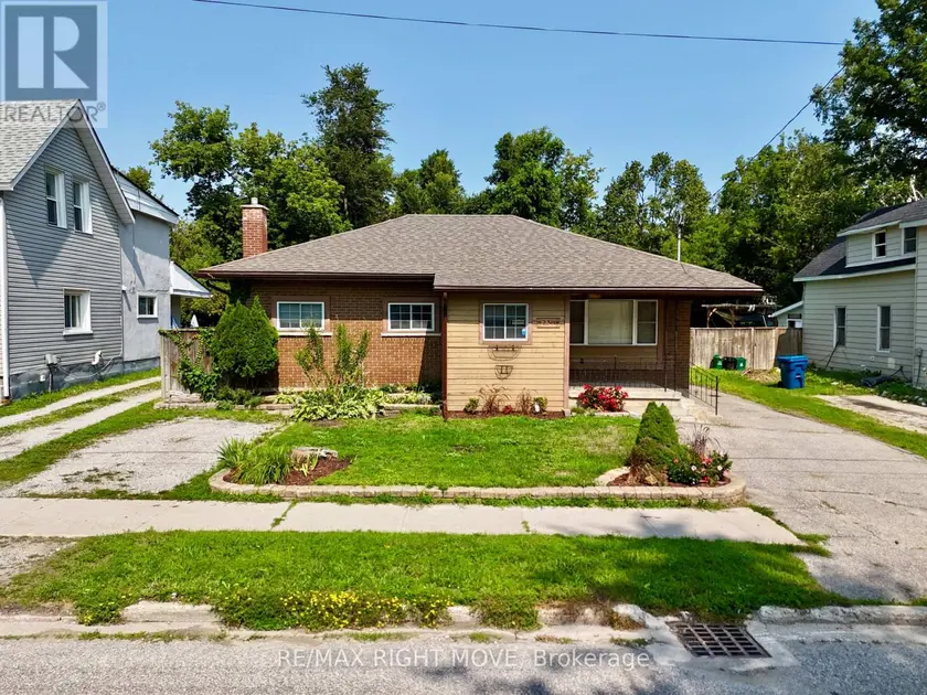 Detached at 238 MARY STREET, Orillia